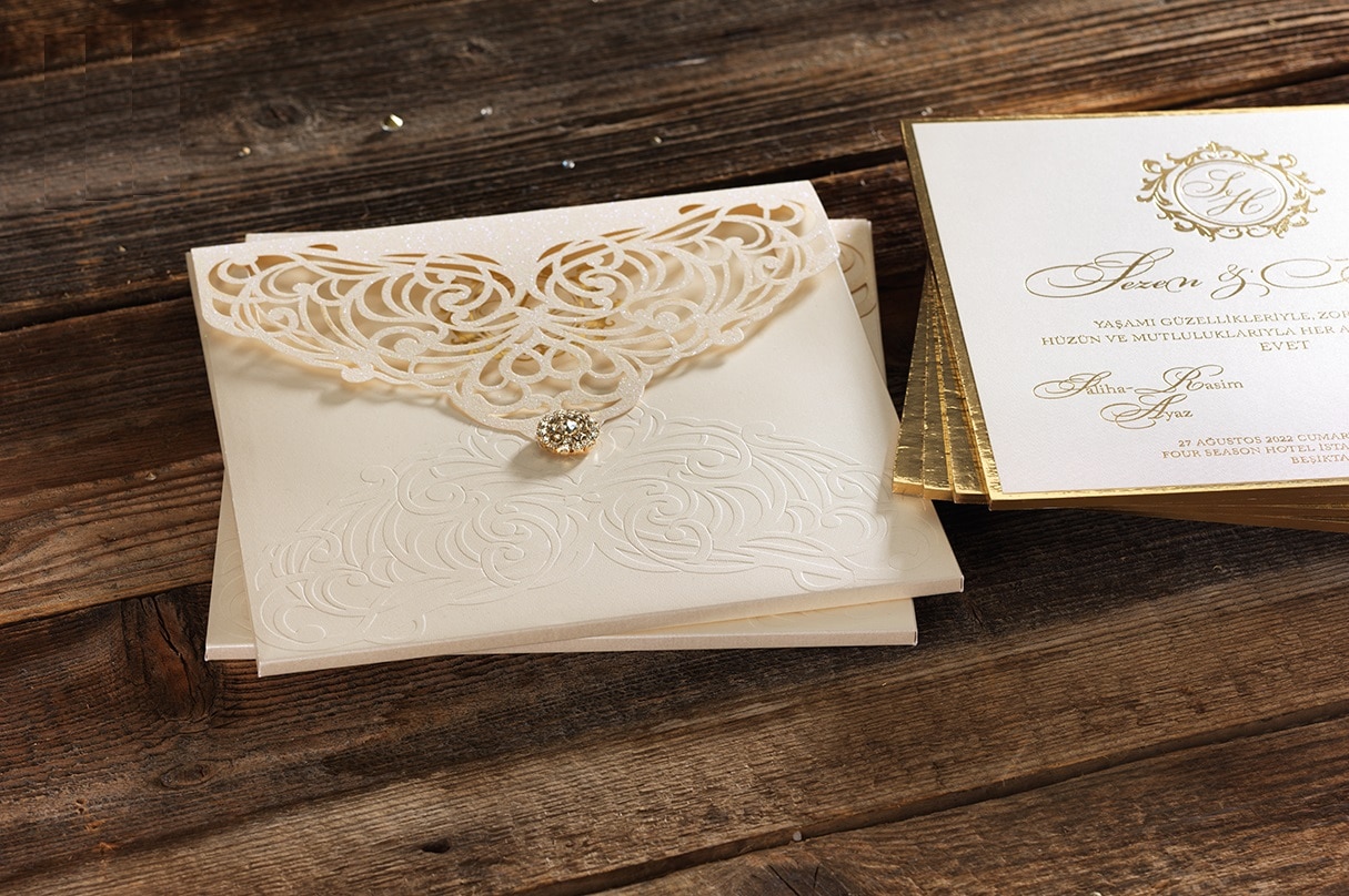 10 عبارات أنيقة لدعوة الزواج