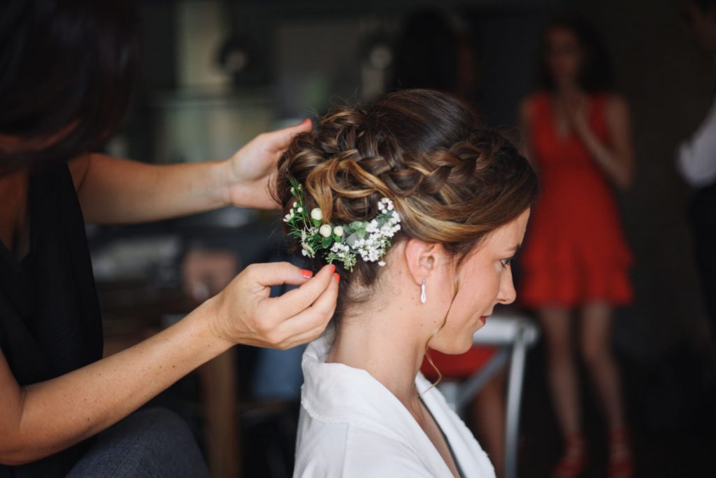 5 نصائح لاختيار تسريحة شعر تناسب شكل وجه العروس