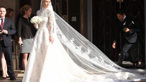 للعروس المحتشمة: استلهمي فستان زفافك من المشاهير