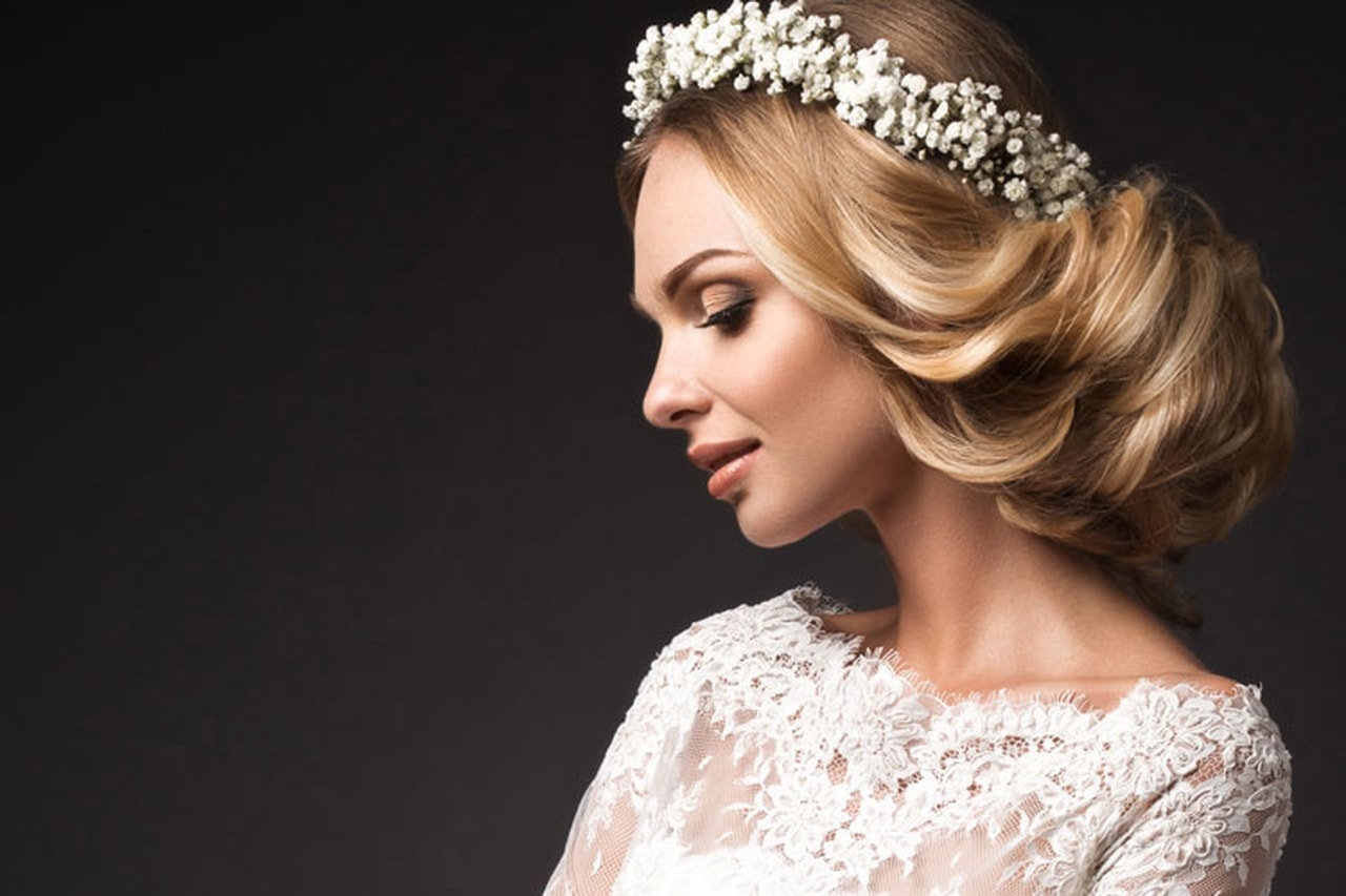 تسريحات الشعر الطويل لعروس أكثر أناقة