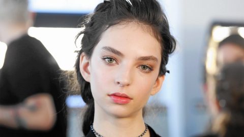 طريقة تطبيق مكياج ناعم للعرائس خطوة بخطوة