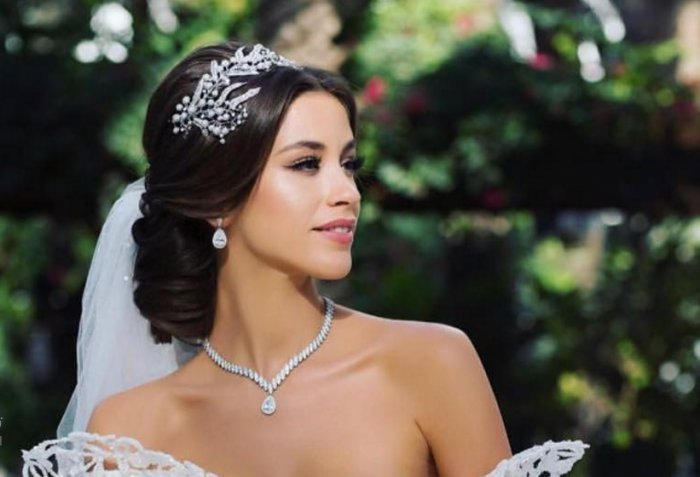 نصائح لتكثيف شعر العروس عن طريق البلازما