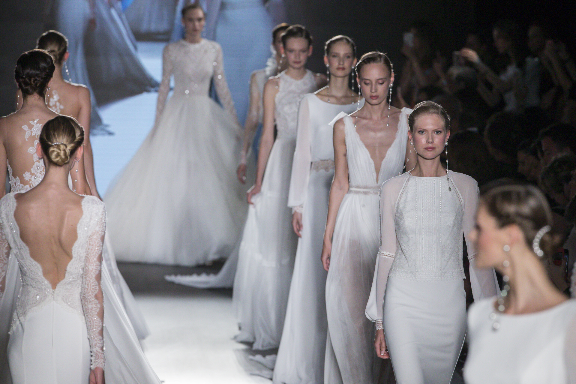 مجموعة فساتين عروس Rosa Clara 2019