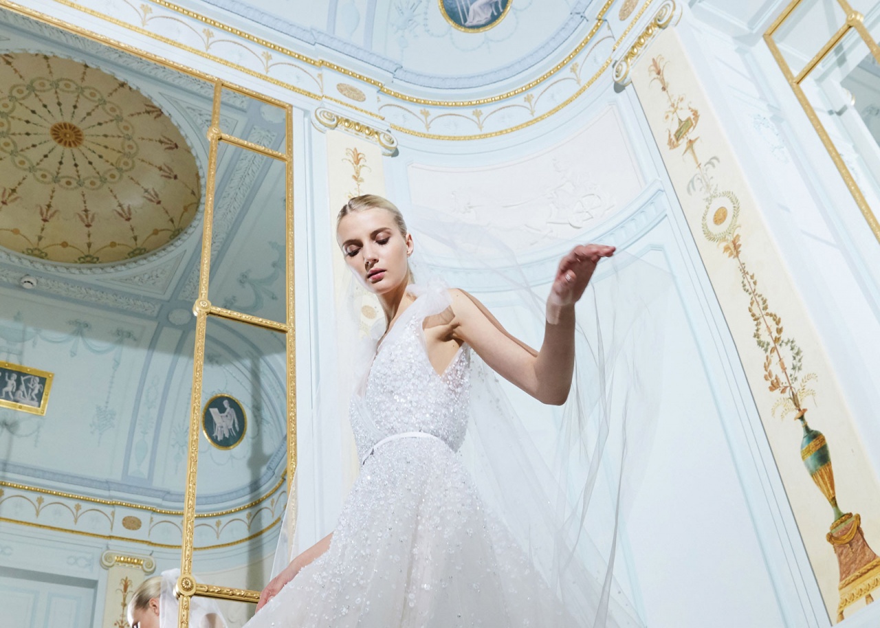 كيف أختار فستان زفاف عروس ناضجة