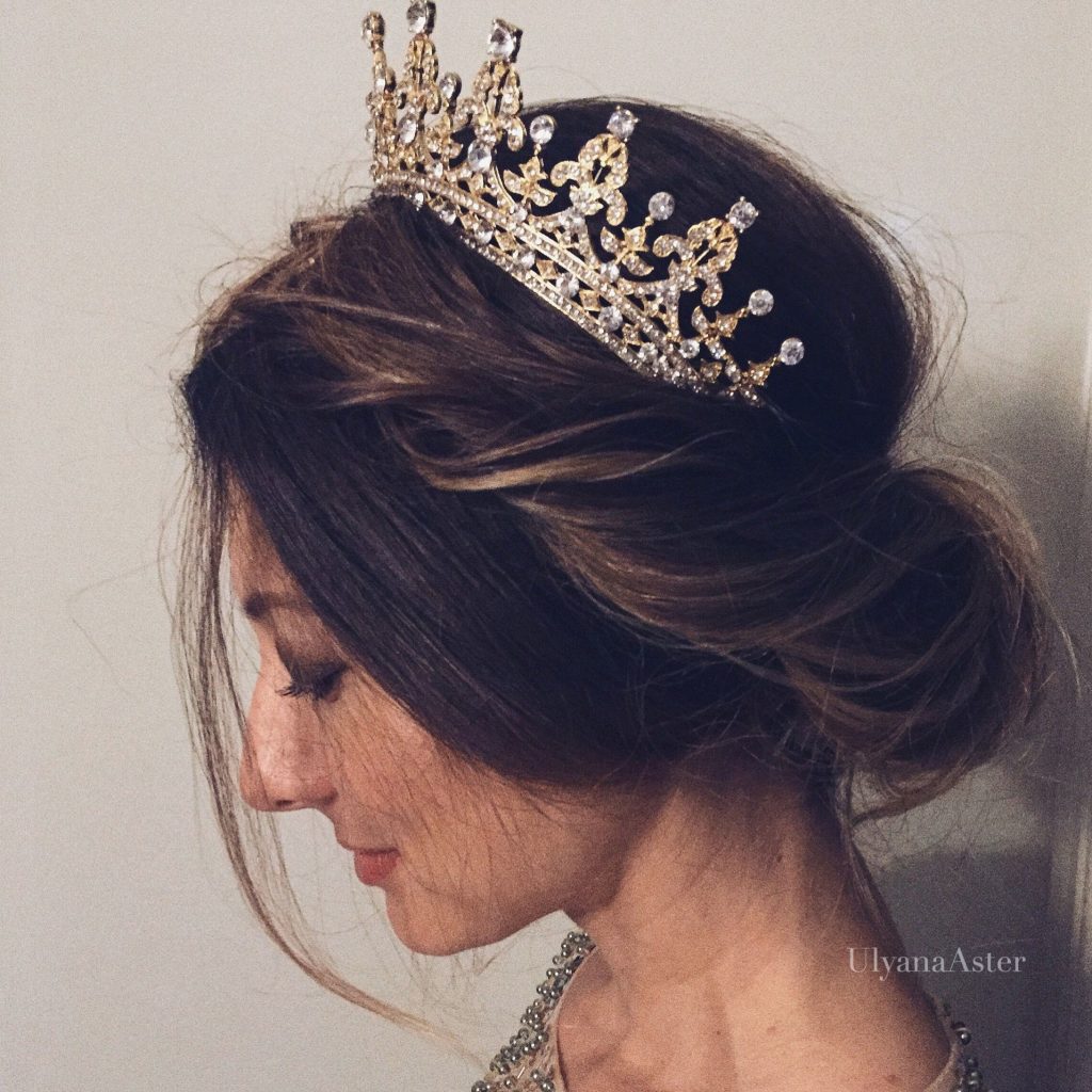 تاج العروس : مجموعة تصاميم ساحرة تحبس الأنفاس لإطلالة أكثر تميزا