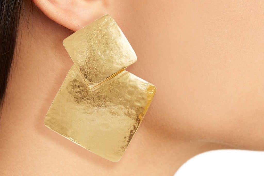 أقراط بلاستيك للعرائس أكسسوارات ساحرة واختيارات مترفة