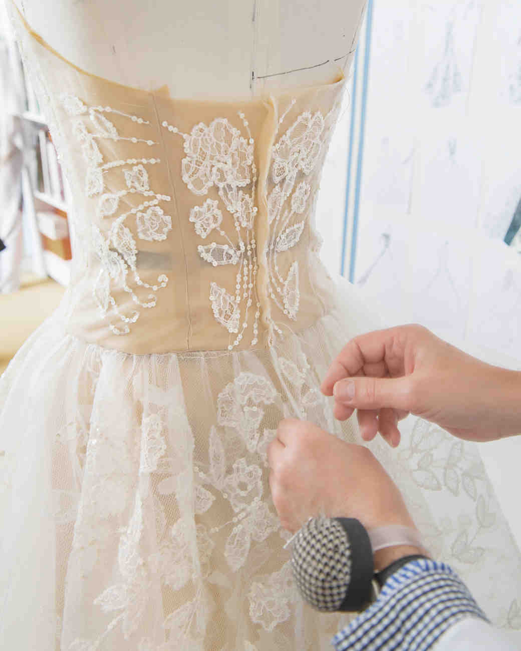 تصميم فستان زفاف 