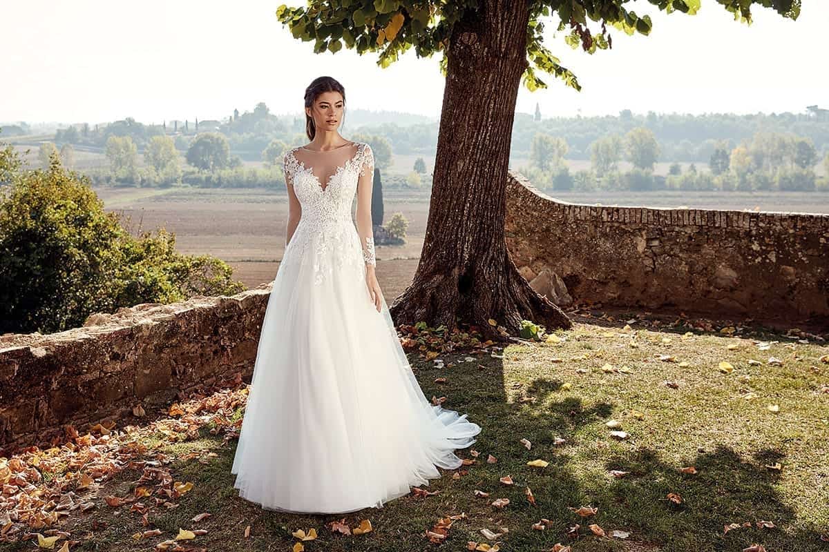 فستان عروس فخم لإطلالة متميزة في يوم زفافك