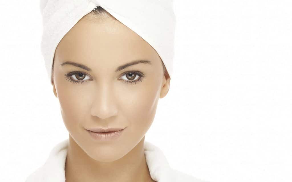 وصفات طبيعية لبشرة ناعمة كعارضات الأزياء