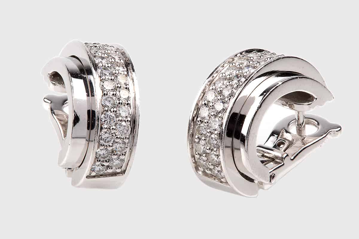 أقراط بياجيه لإطلالة متميزة وساحرة عليك رؤيتها