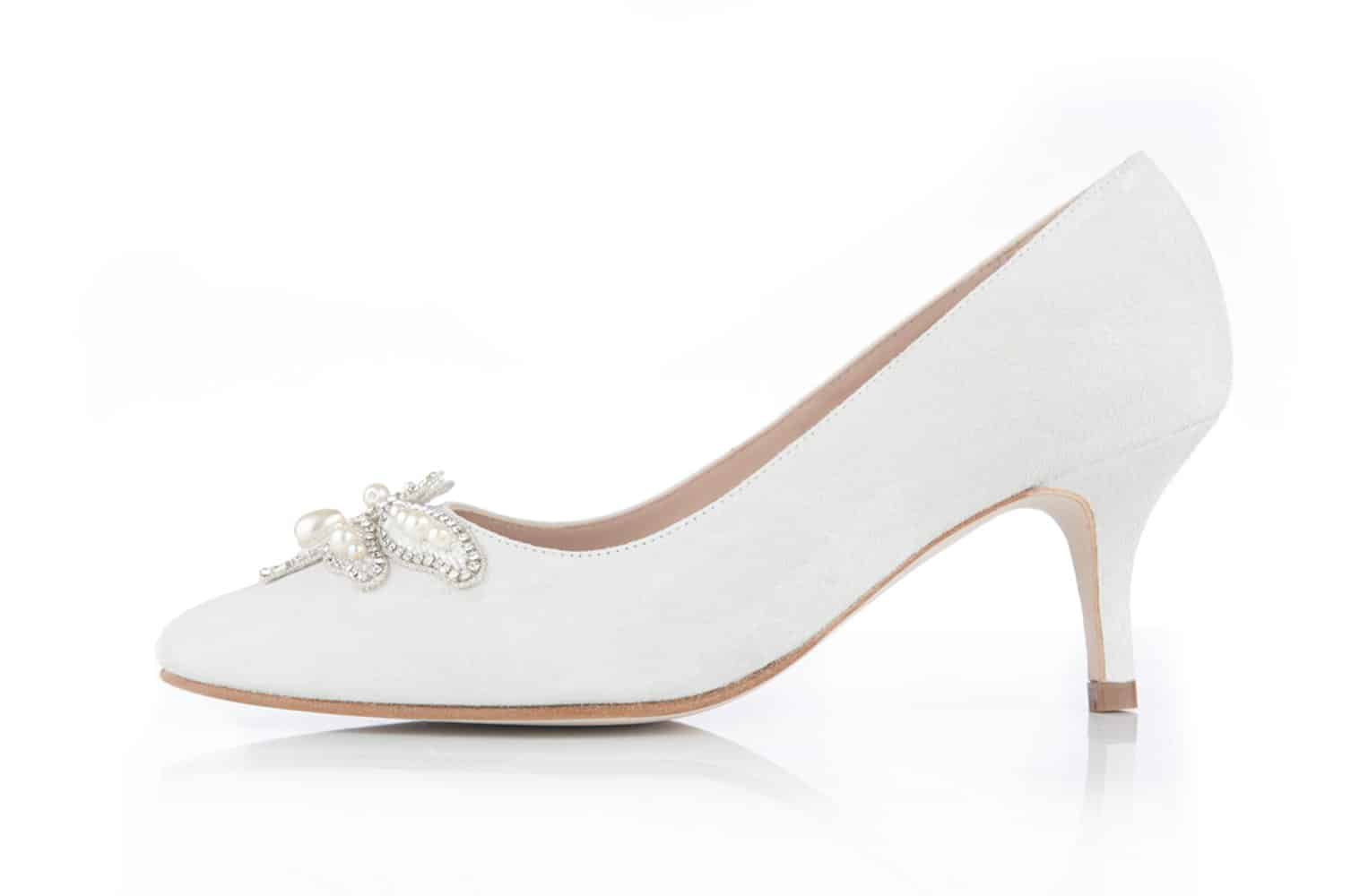 أحذية العروس تصاميم وصور عليك رؤيتها قبل اقتناء جهازك