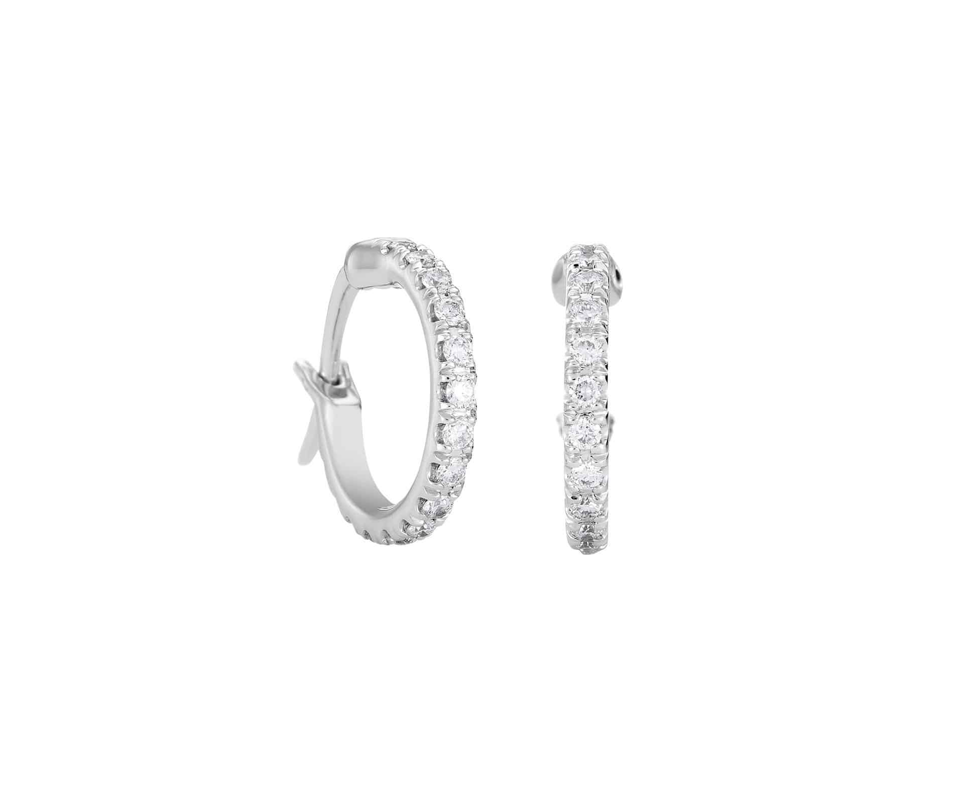 قرط ذهبي لإطلالة متميزة في كل المناسبات