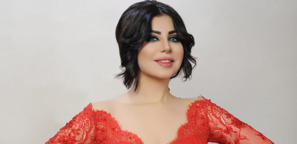تصاميم فساتين حليمه بولند التي عليك رؤيتها قبل اختيار فساتينك