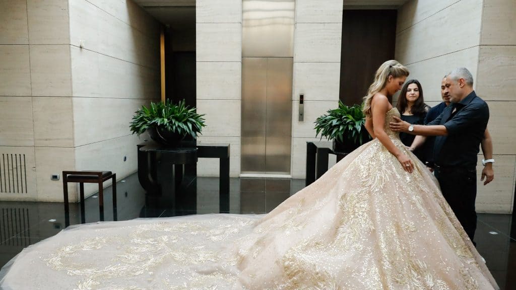 50 من أجمل فساتين ايلي صعب عليك رؤيتها قبل زفافك