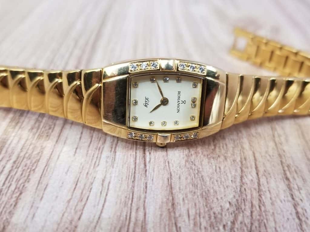 أجمل ساعات كارديال لعروس أكثر أناقة وترفا