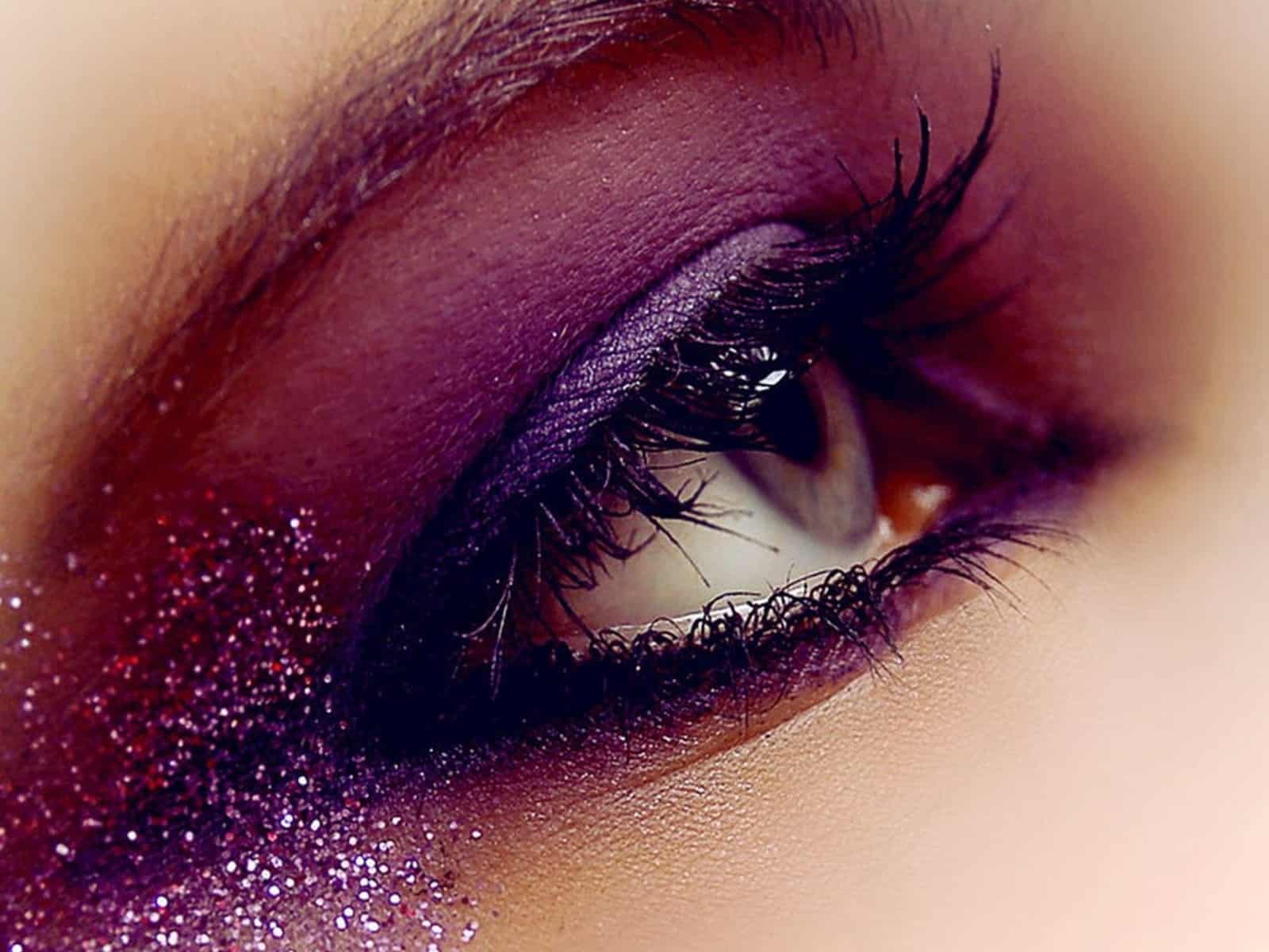 رسمات عيون أنيقة لعروس متألقة في ليلة العمر