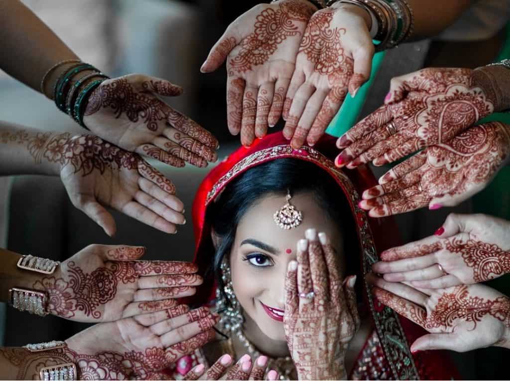 نقوش الحناء الهندية ناعمة لعروس مميزة