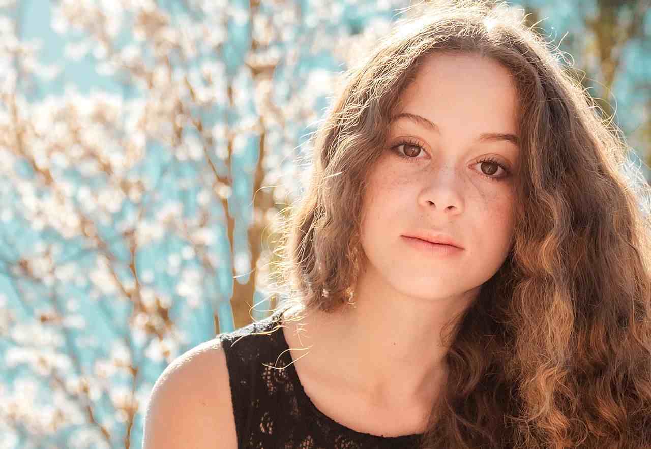 كيف تبدين جميلة بدون مكياج ؟ نصائح مجربة عليك معرفتها