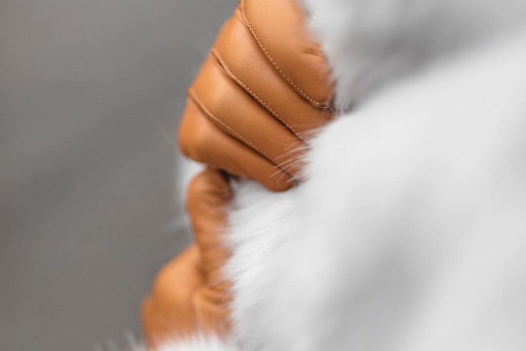 قفازات أنيقة وآمنة لإطلالة متميزة في فترة الحجر الصحي