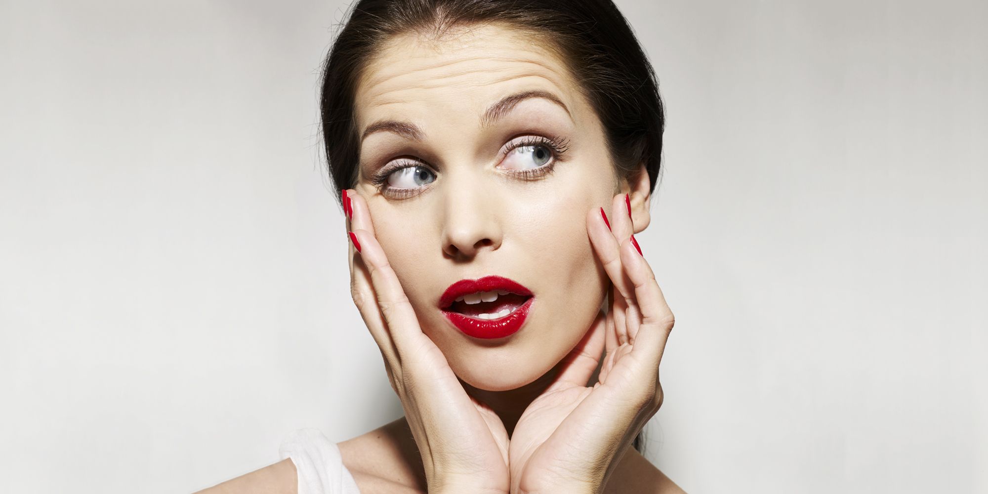 تحصلي على بشرة شابة ونضرة مع كريم ايف روشيه لمقاومة التجاعيد