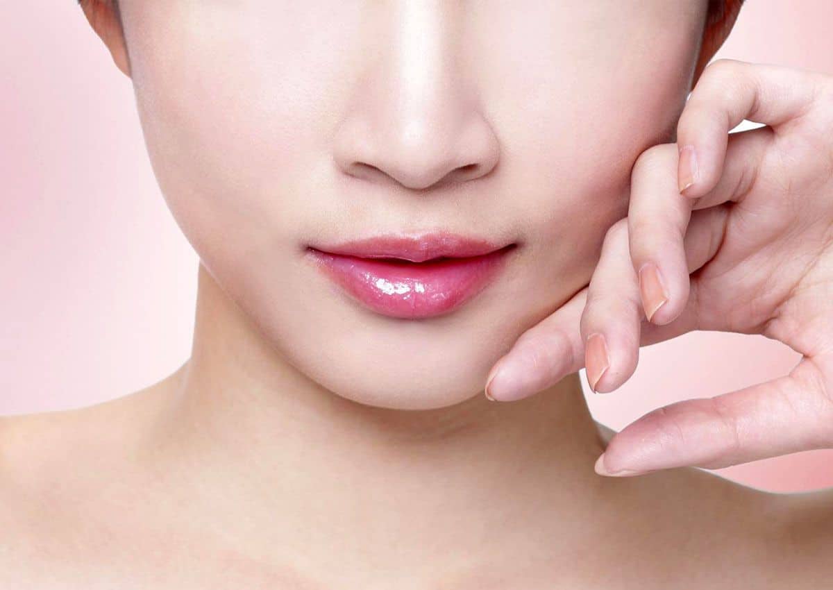 أفضل الوصفات لشفاه وردية للعرائس