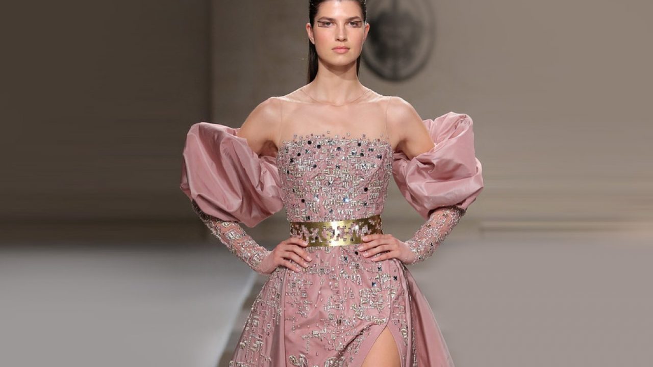 فساتين خطوبة باللون النيود لعرائس عيد الاضحى 2020