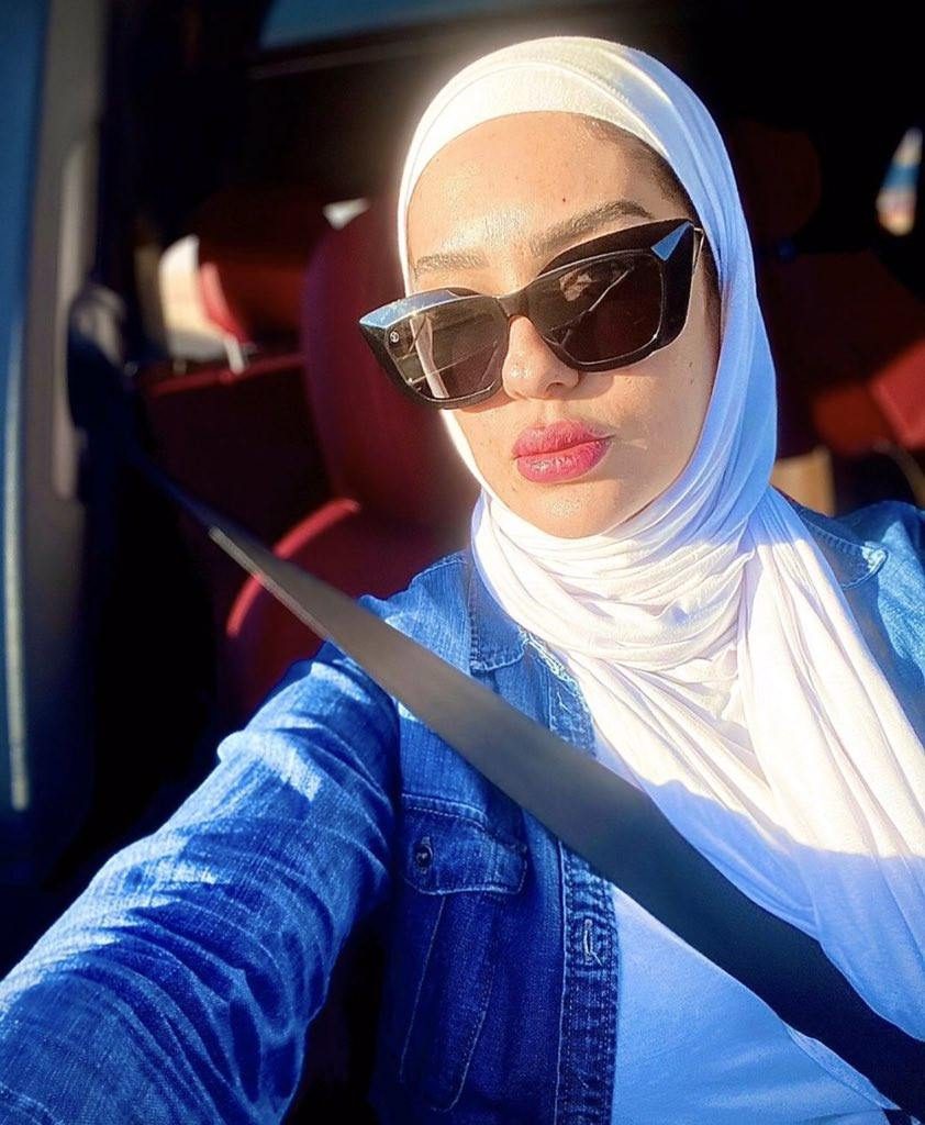 مي فخري تعتزل التمثيل وترتدي الحجاب