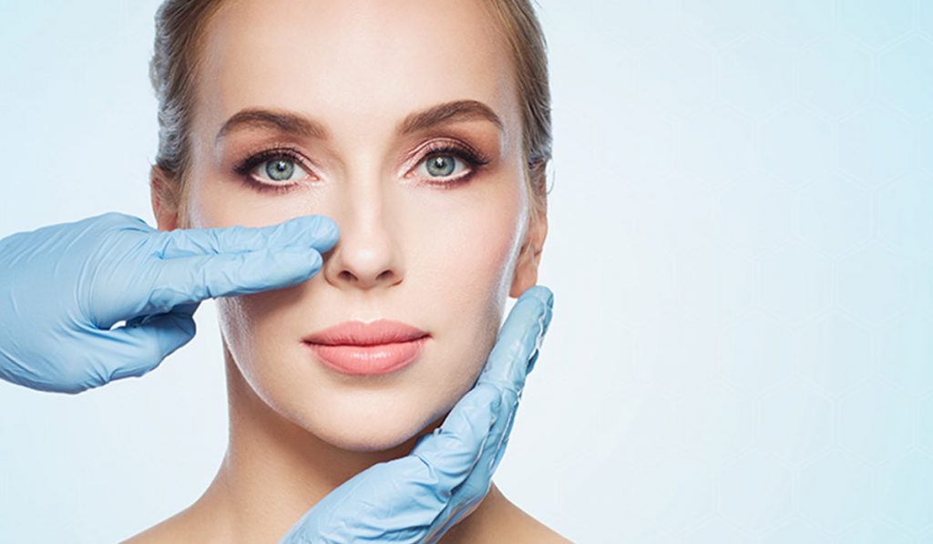 أفضل الوصفات لإزالة الرؤوس السوداء من الأنف في دقائق