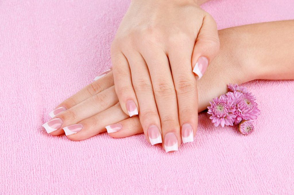 وصفات طبيعية للعناية باليدين في فصل الشتاء