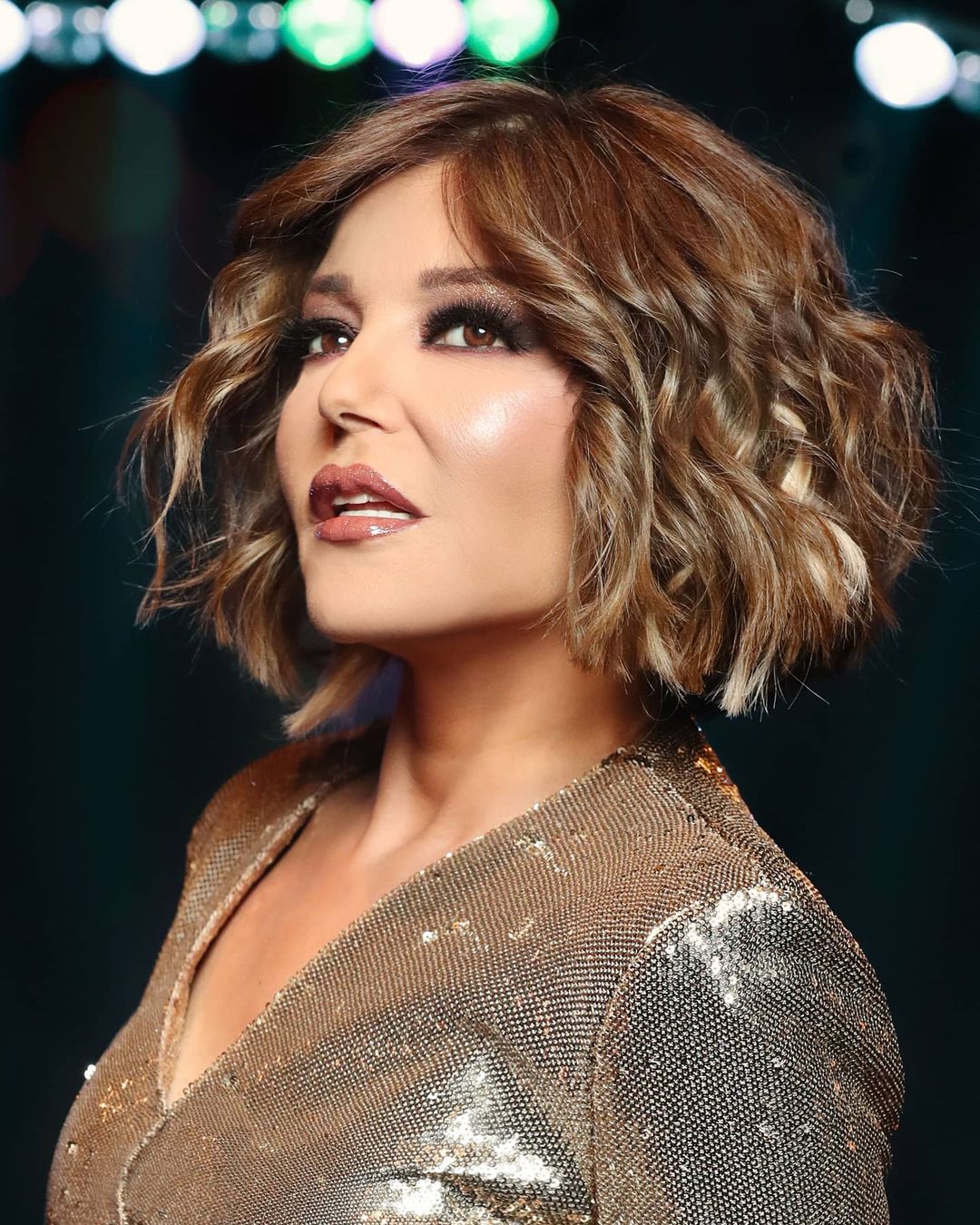 أروع تسريحات الشعر من سميرة سعيد لإطلالة متميزة