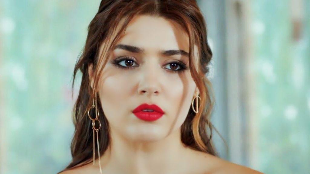 انفصال هاندا أرتشل القياسي يصدم الجمهور!