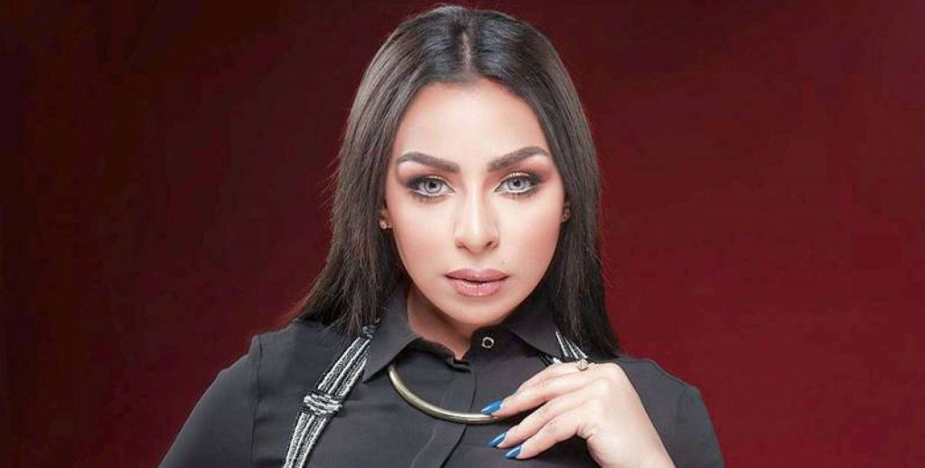 بالفيديو: تهديدات وتراشق بالتهم بين هند البلوشي والزوجة الأولى لعلي يوسف!