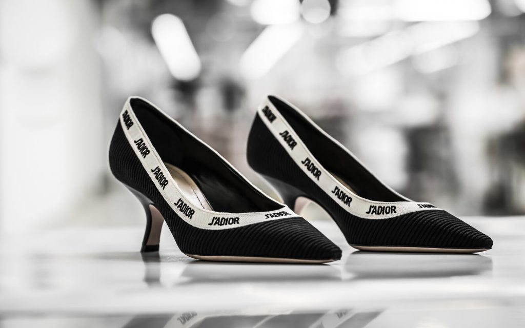 بالصور: أحذية بتصاميم أنيقة لربيع وصيف 2021