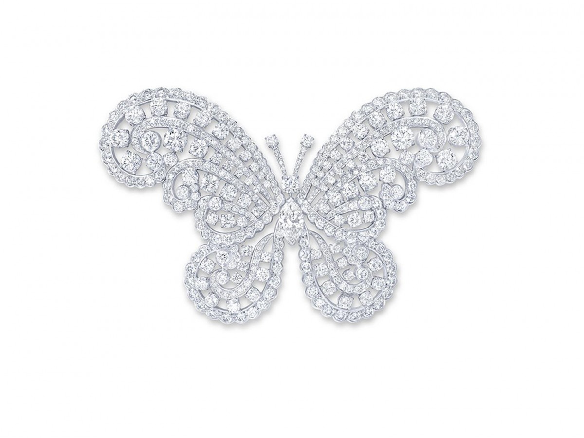 للعروس: بروشات بتصاميم أنيقة للمسة من الفخامة في يوم الزفاف