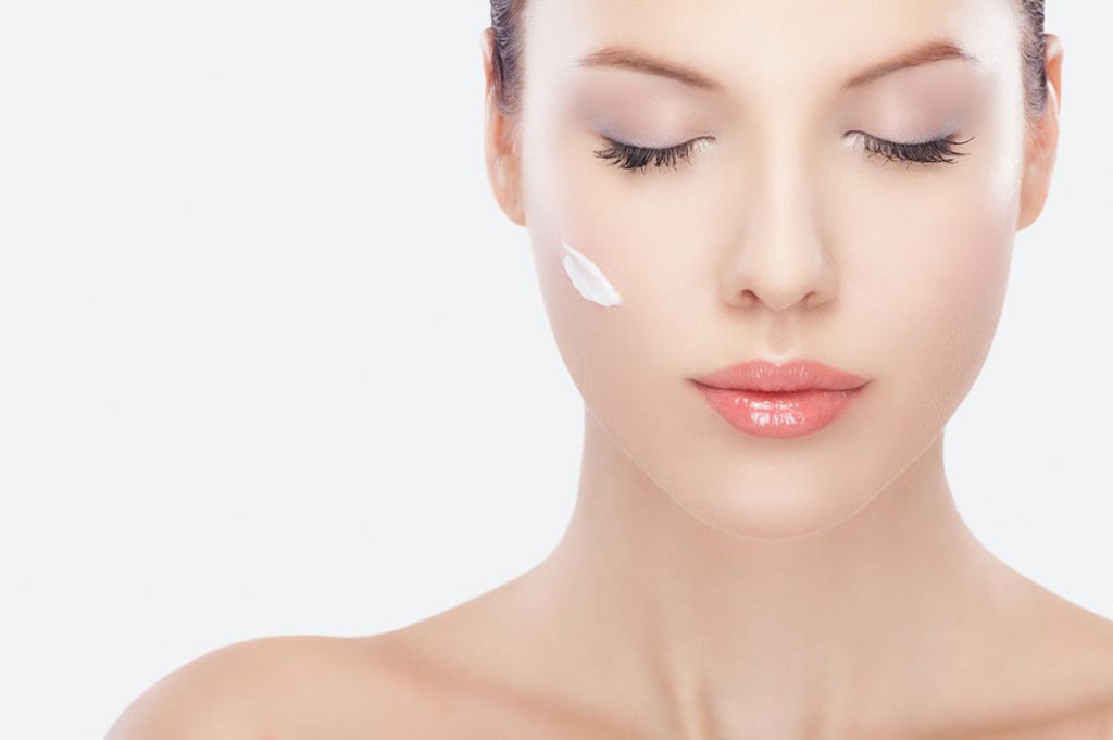 وصفات طبيعية لتنعيم البشرة الخشنة والجافة