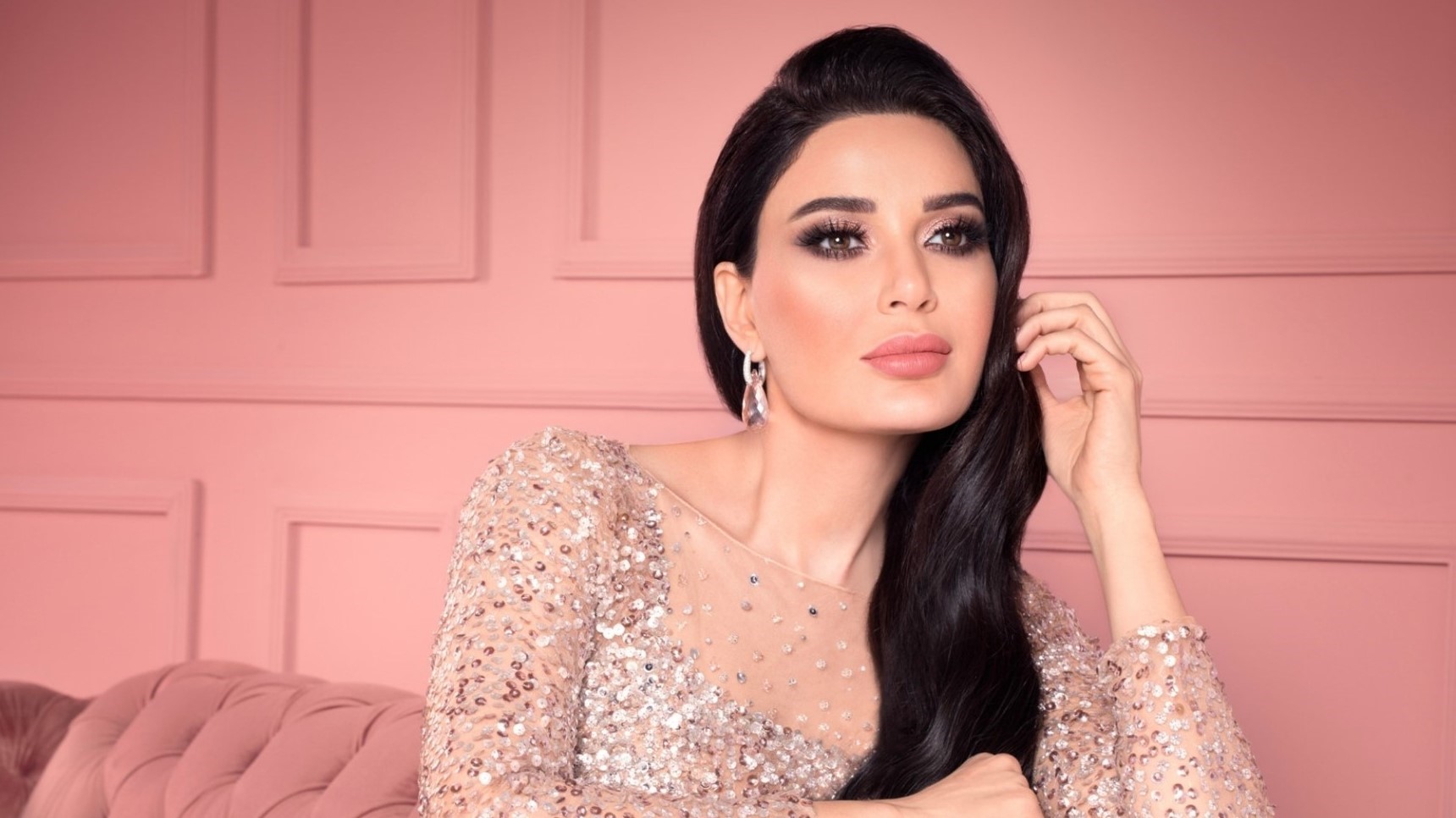 للعروس: أفكار مكياج من وحي سيرين عبد النور