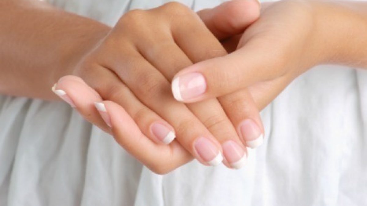 علاج تكسر الأظافر