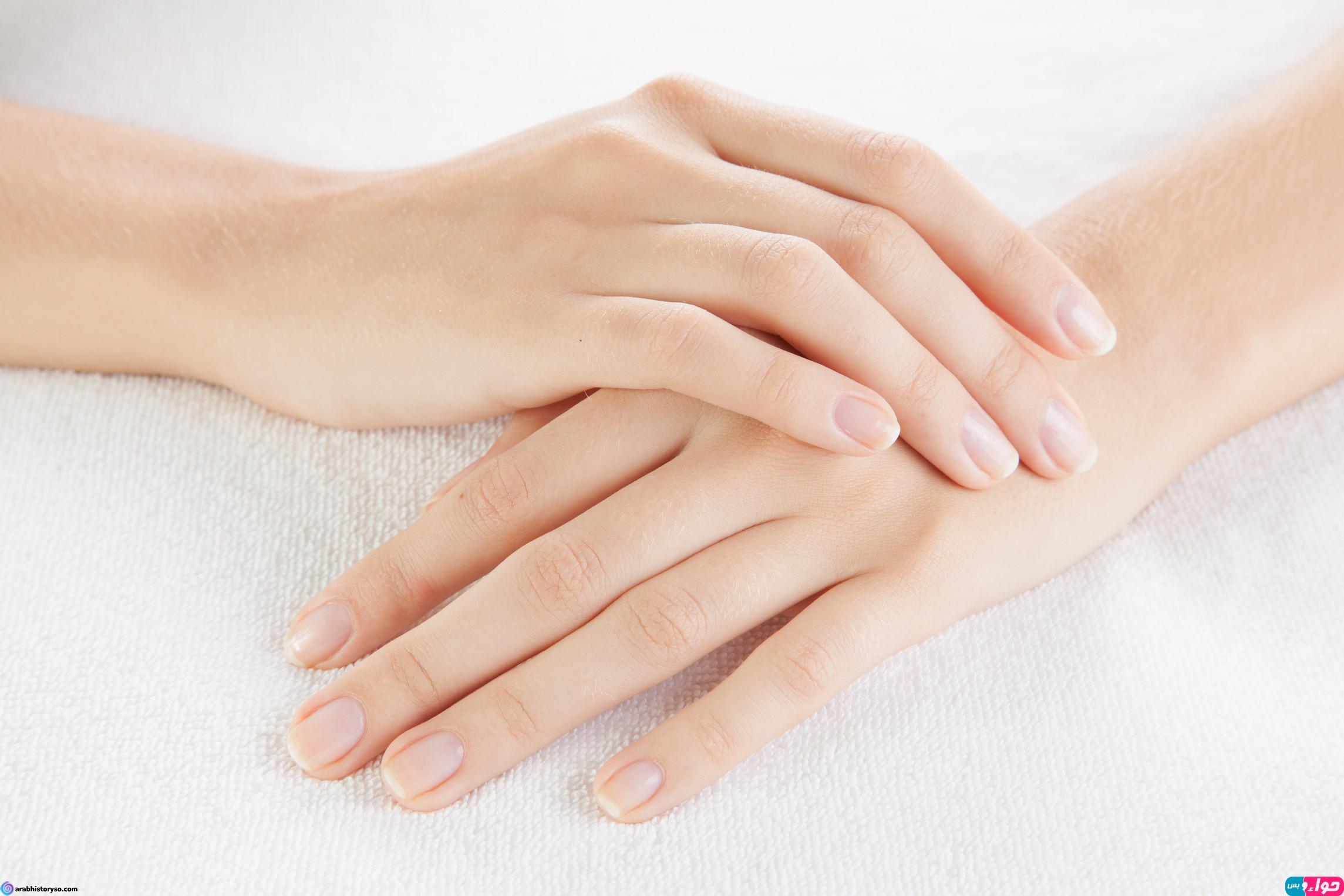 5 حيل منزلية للحصول على بشرة يدين ناعمة قبل العيد