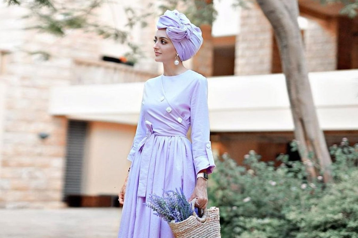 أزياء محجبات بلمسات عصرية لصيف 2021