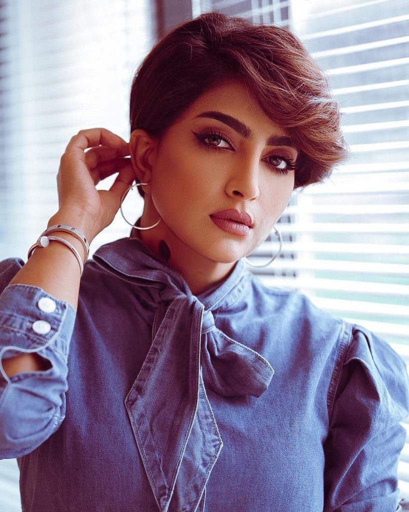 تسريحات للشعر القصير من وحي الممثلة بثينة الرئيسي