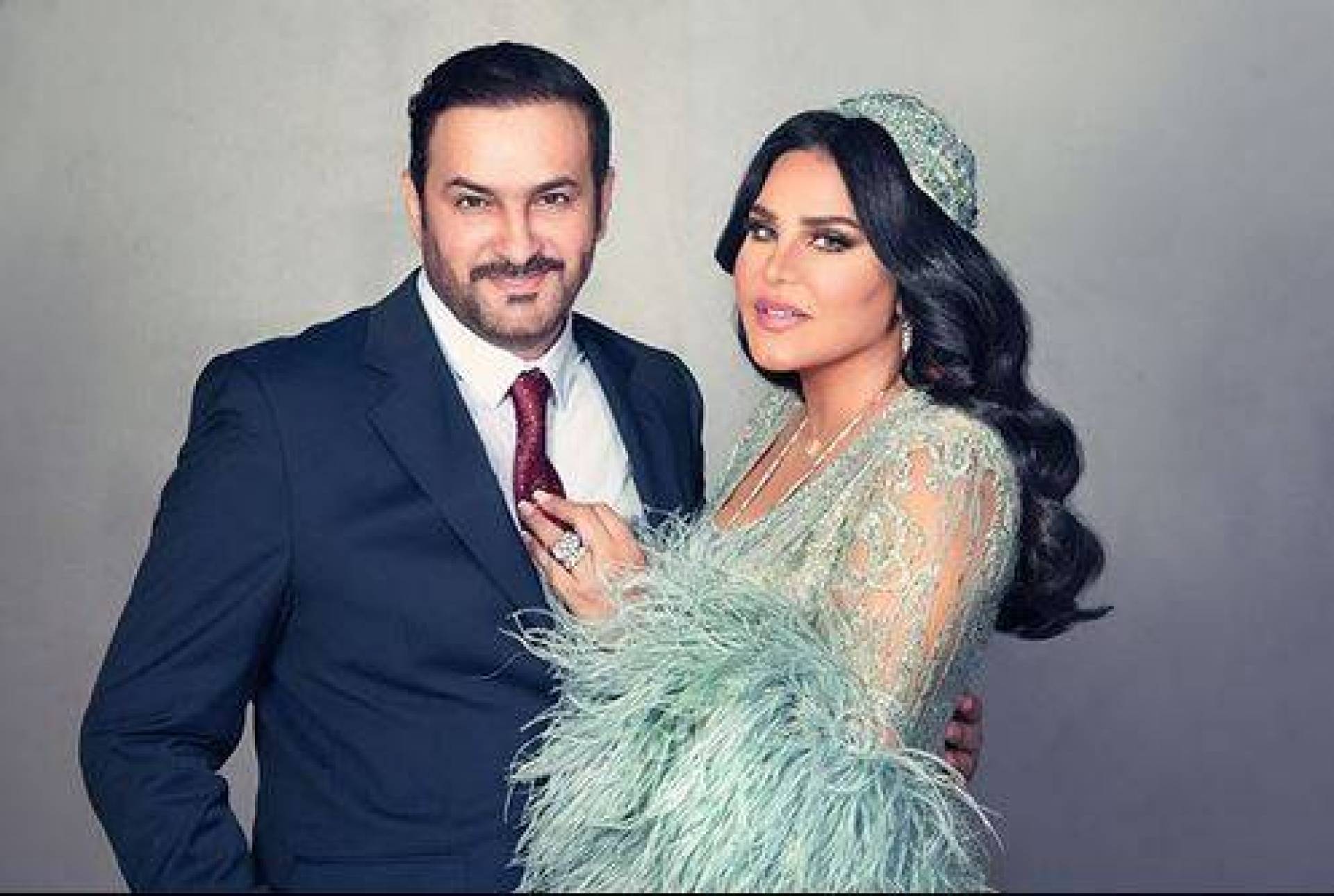 بالفيديو: أحلام تمازح زوجها خلال جلسة تصوير بطريقة عفوية