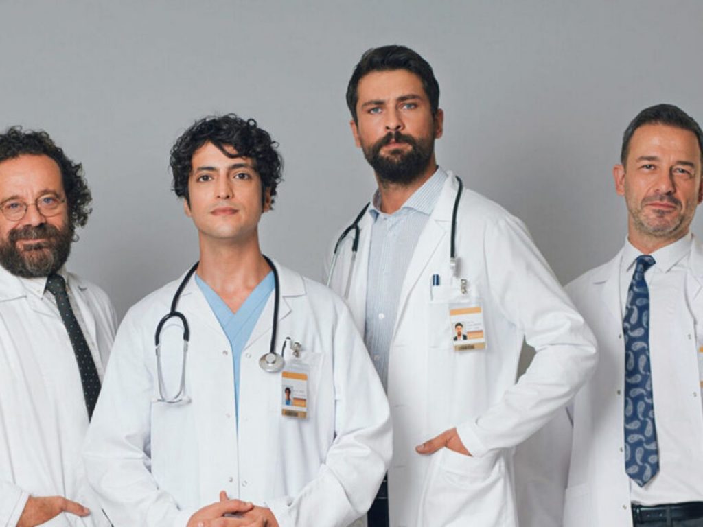 بالصور: زفاف نجم مسلسل “الطبيب المعجزة”