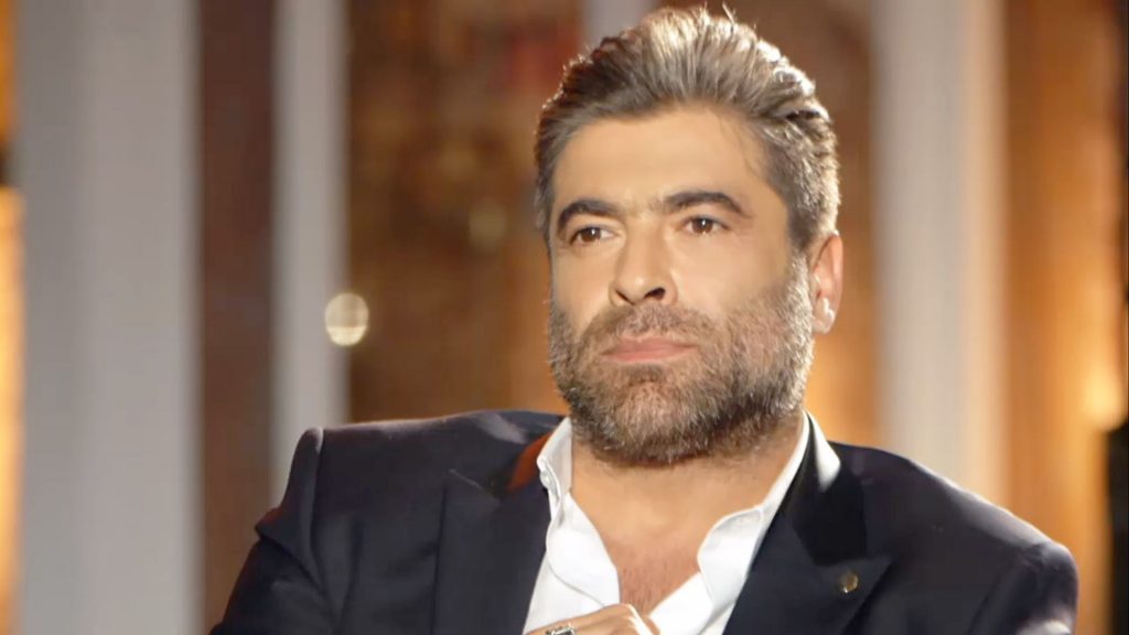 بالفيديو: وائل كفوري يظهر رفقة حبيبته في حفل زواج صديقه