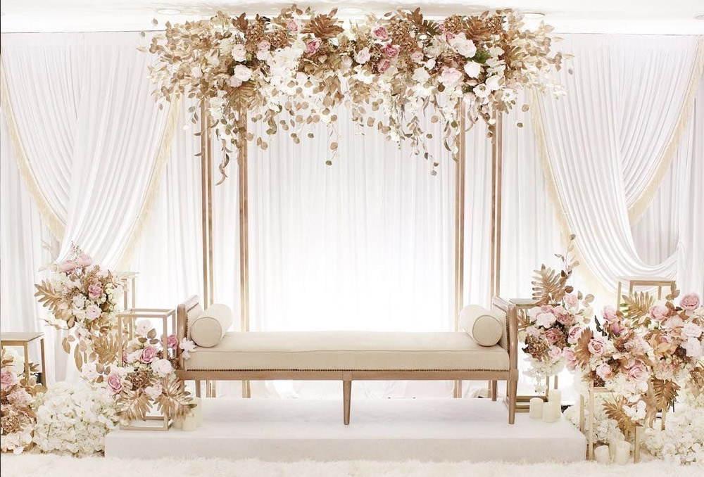 أحدث موديلات كوشة العروس في المنزل