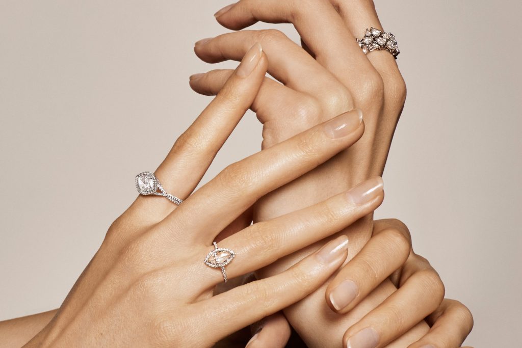 أجمل أشكال المجوهرات الذهب لعروس 2021