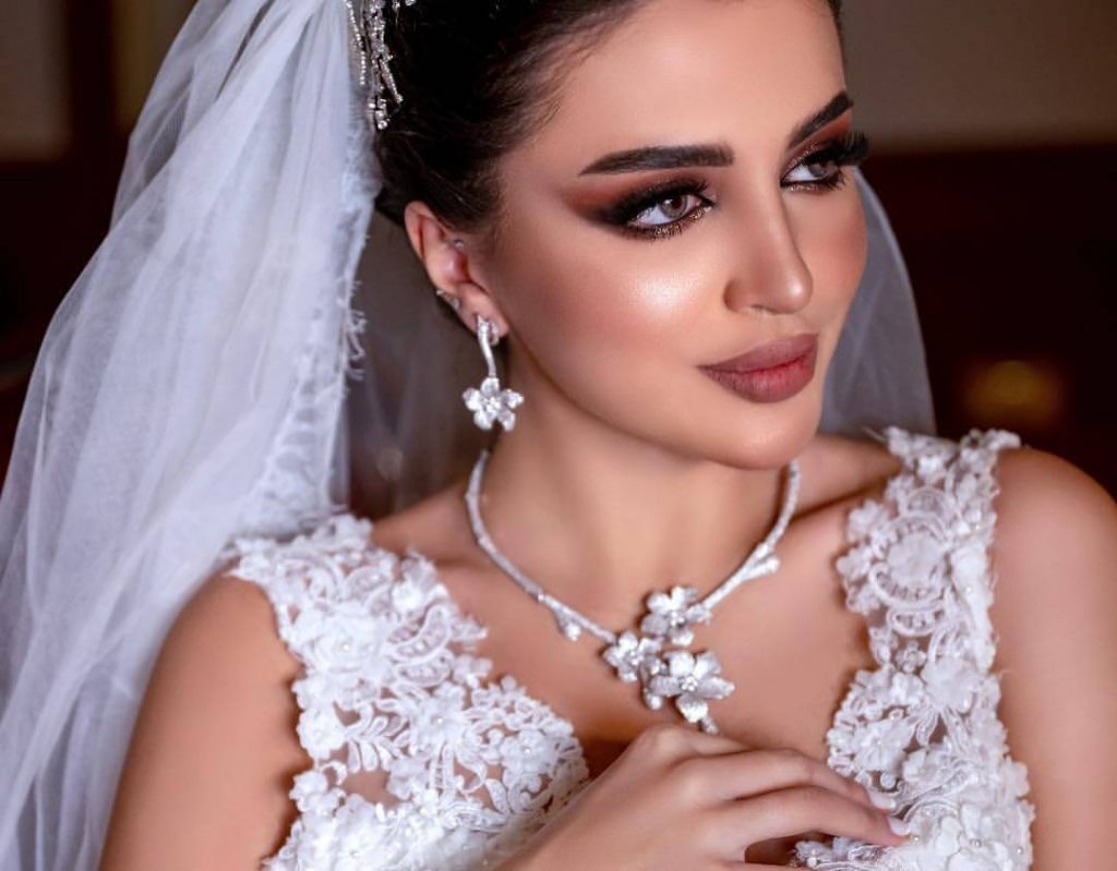 خبيرات مكياج خليجيات بأنامل من حرير ..تعرفي إليهن