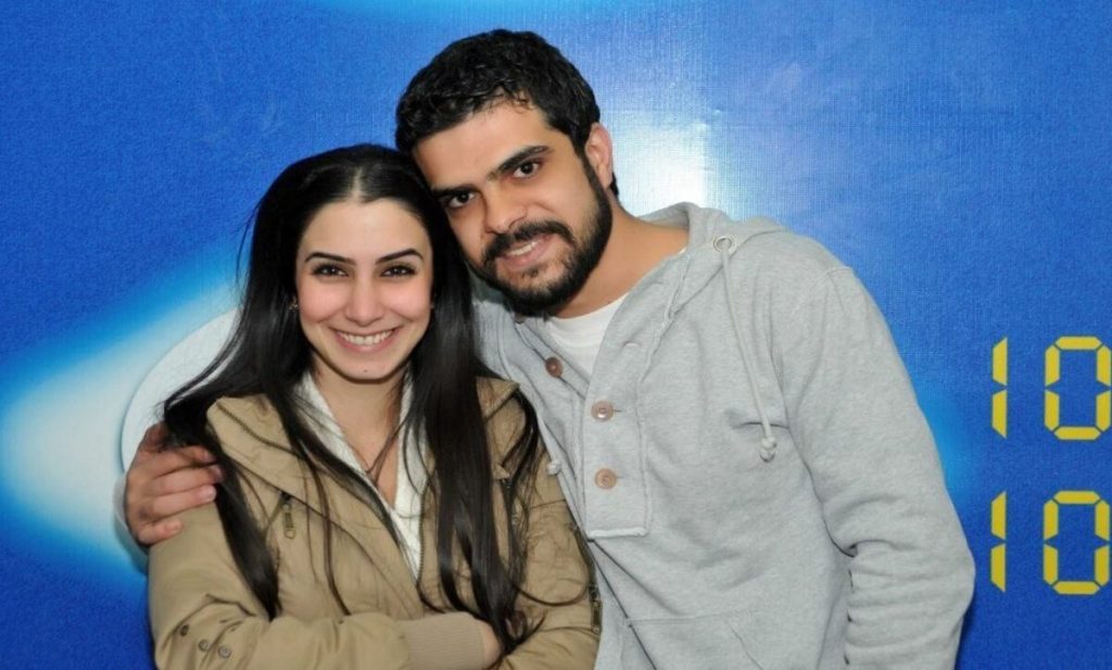 الثنائي حلا رجب ويزن خليل يرزقان بطفلهما الأول وهذا اسمه!