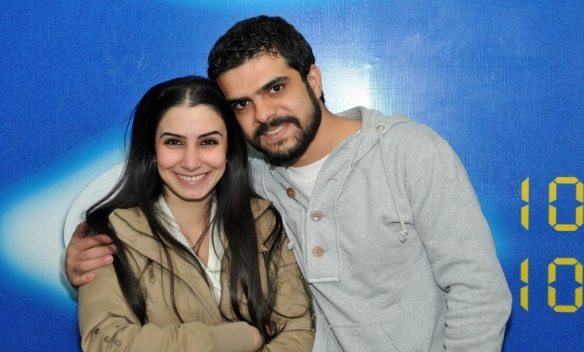 الثنائي حلا رجب ويزن خليل يرزقان بطفلهما الأول وهذا اسمه!