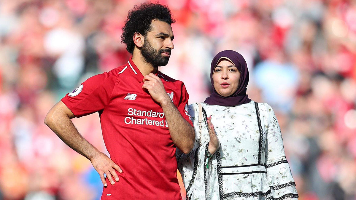 محمد صلاح ينهي شائعات الانفصال بصور الإجازة العائلية!
