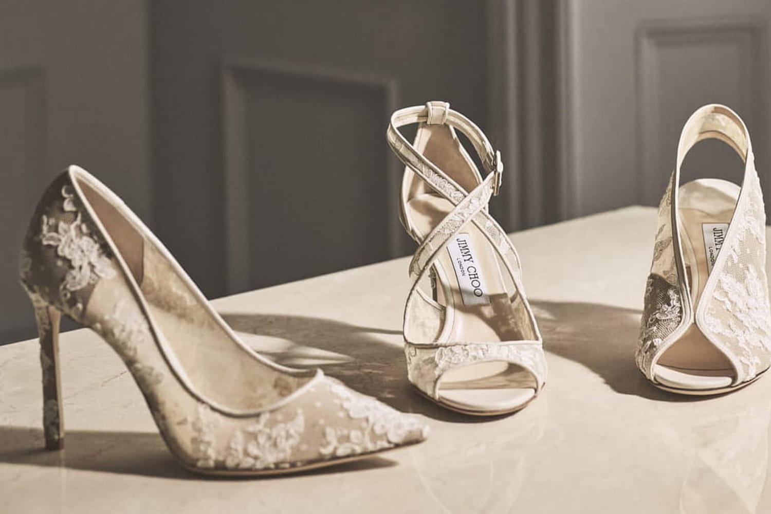 بالصور أحدث موديلات أحذية العرائس صيف وخريف 2021